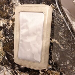 Womens Savethegirls gray wristlet/clutch  NWOT